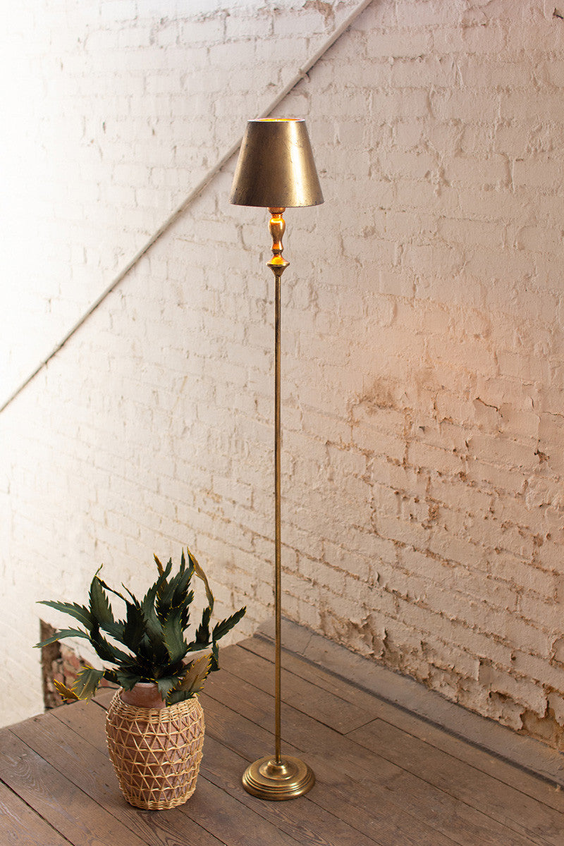 ANTIQUE GOLD FLOOR LAMP WITH METAL SHADE