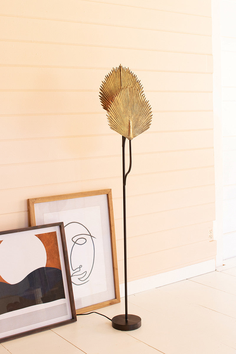 FLOOR LAMP WITH ANTIQUE GOLD LEAVES DETAIL