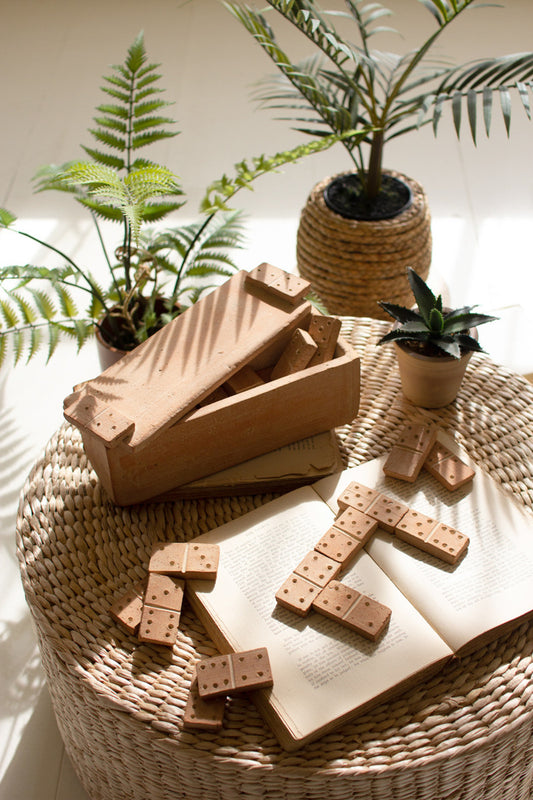 CLAY DOMINO SET WITH CLAY BOX