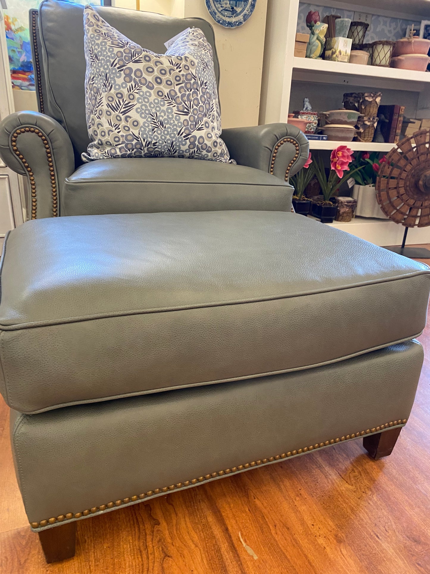 ROCKPORT OTTOMAN